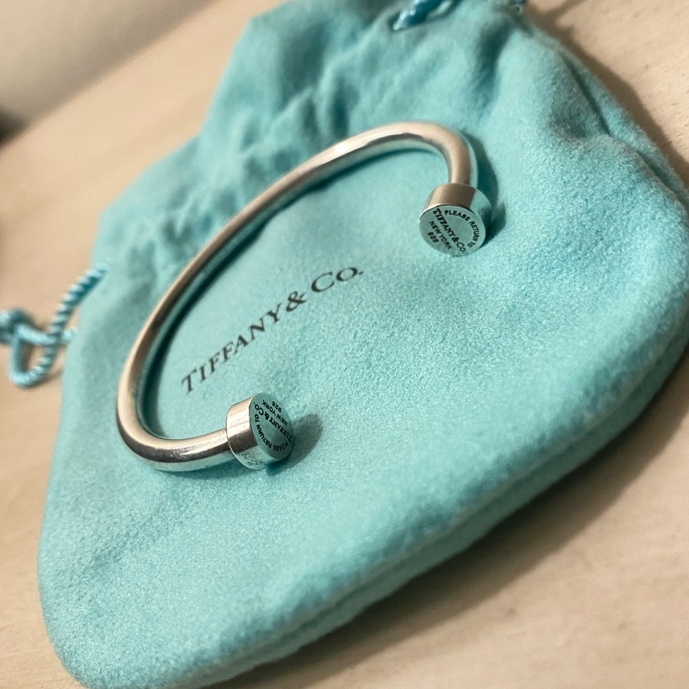 Tiffany Circle Edge Cuff